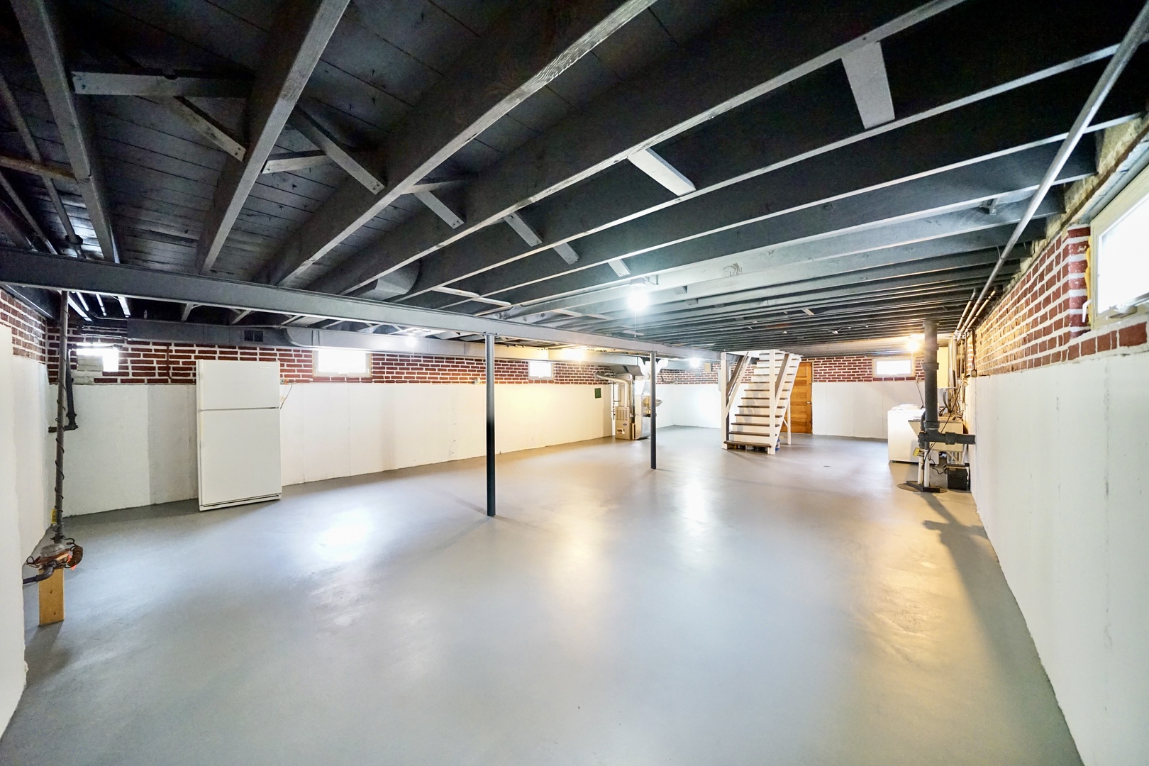 7122 Agatite Avenue Norridge, IL 60706 - Photo 50 of 64 a view of a room with wooden walls