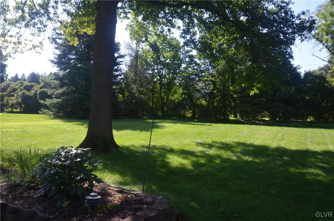 2244 Nottingham Road Allentown, PA 18103 - Photo 23 of 23 Private Backyard