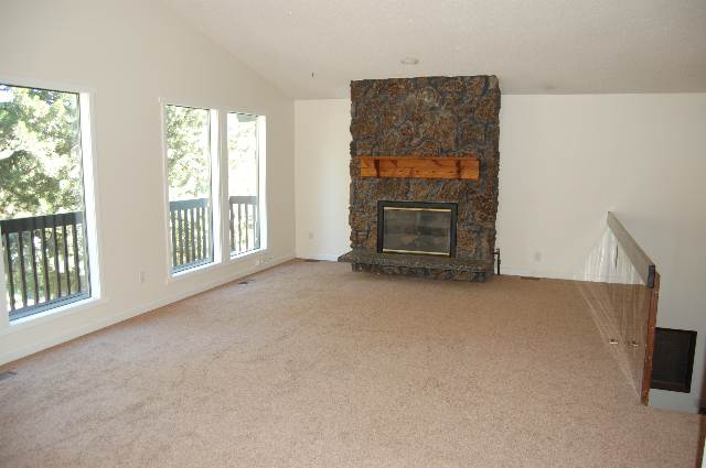 12820 East Apache Pass Road Spokane Valley, WA 99206 - Photo 3 of 9 Gallery Image 3