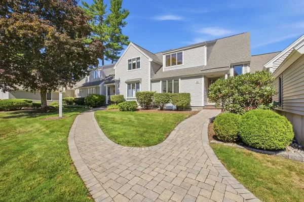 $699,900 | 33 Mid Iron Drive, Unit 33, North Reading, MA 01864