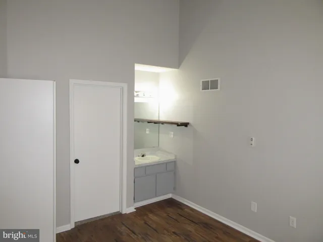 $2,100 | 4 Winton Lane, Newark, DE 19702