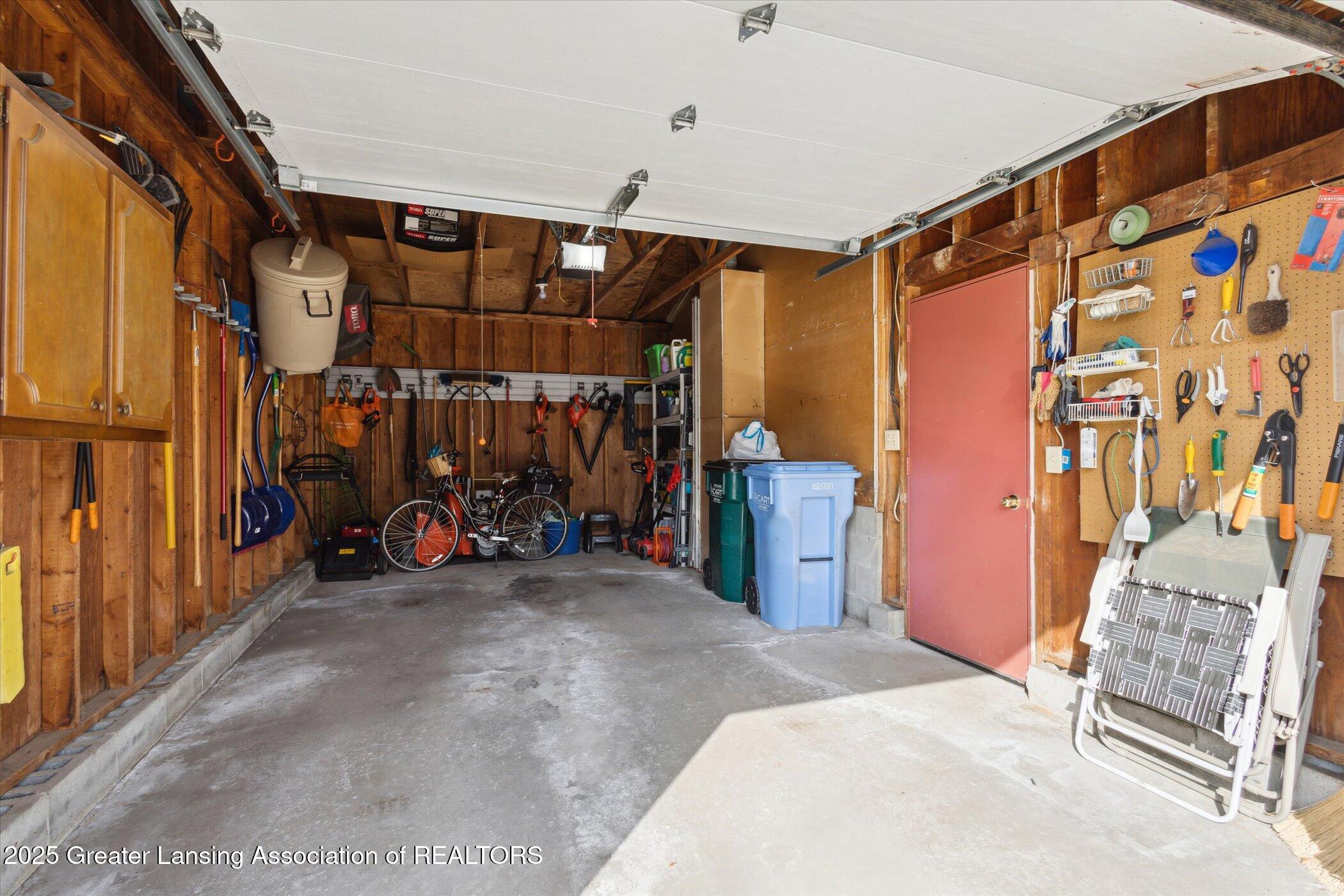 3100 Scarborough Road Lansing, MI 48910 - Photo 30 of 46 34-3100-Scarborough-Rd-Lansing-MI-48910-