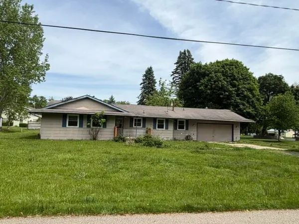 $220,000 | 3250 Carlton Boulevard, Jackson, MI 49203