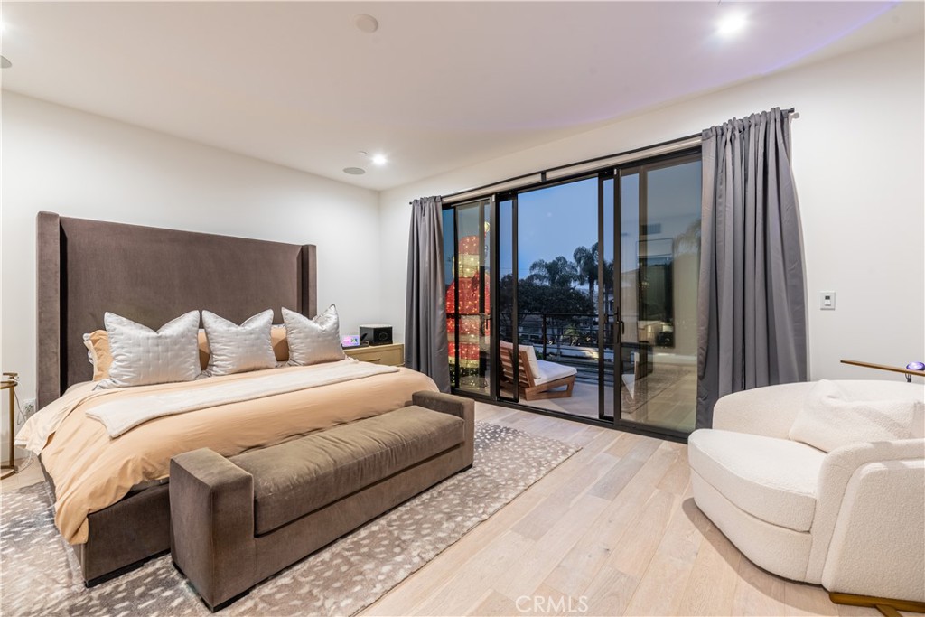 603 Delaware Street Huntington Beach, CA 92648 - Photo 15 of 32