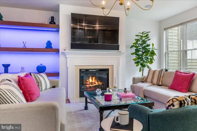 $1,120,000 | 206 Paxon Alley, Unit 51, Newtown, PA 18940