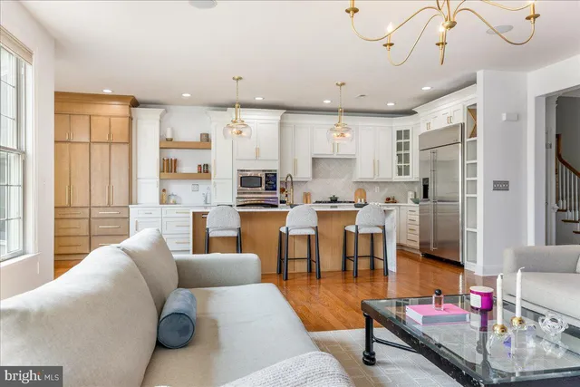 $1,120,000 | 206 Paxon Alley, Unit 51, Newtown, PA 18940