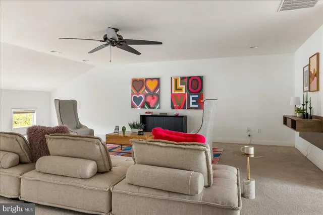 $1,120,000 | 206 Paxon Alley, Unit 51, Newtown, PA 18940