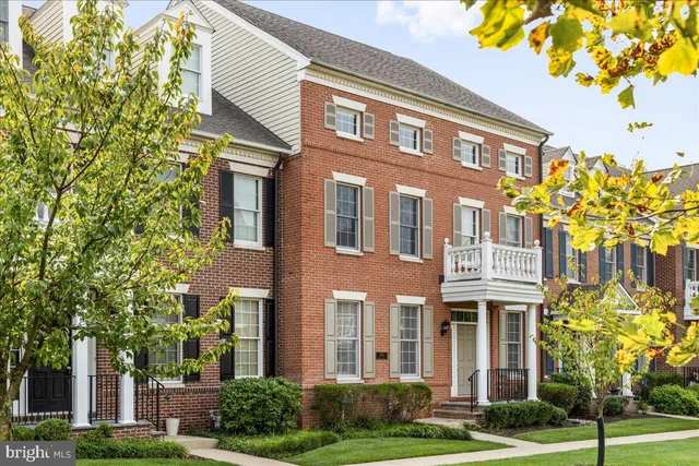 $1,120,000 | 206 Paxon Alley, Unit 51, Newtown, PA 18940