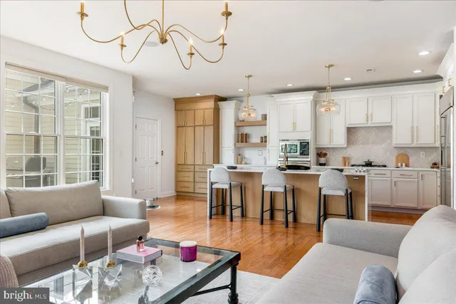 $1,120,000 | 206 Paxon Alley, Unit 51, Newtown, PA 18940