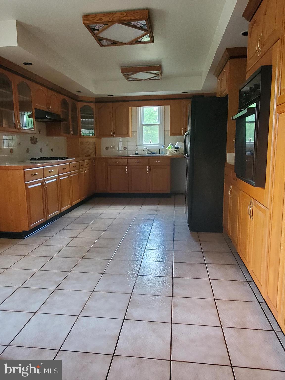 34351 Indiantown Road Locust Grove, VA 22508 - Photo 10 of 26 Wide Open Kitchen Lots of Space