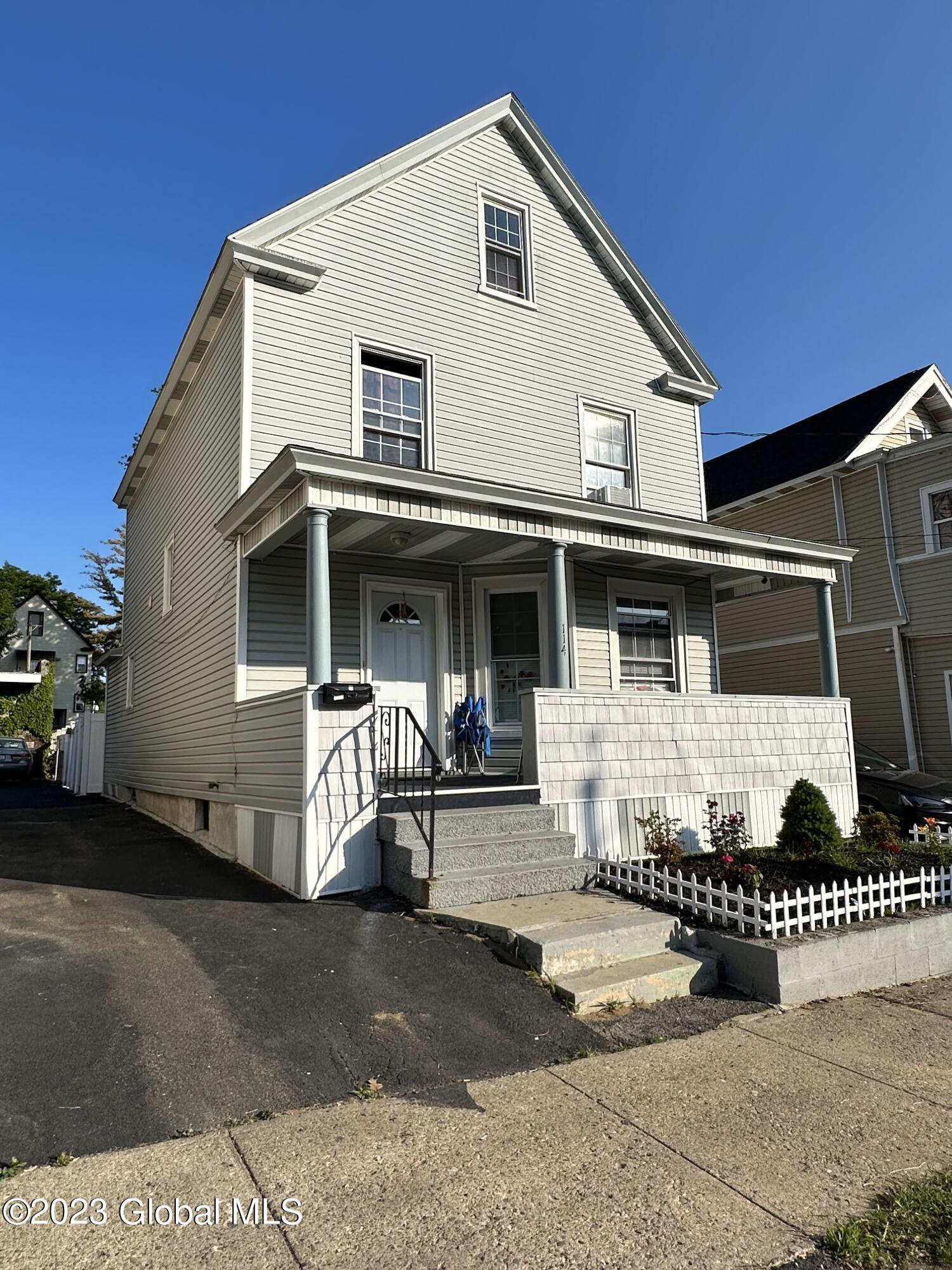 114 Linden Street Schenectady, NY 12304 - Photo 1 of 38 IMG_8168