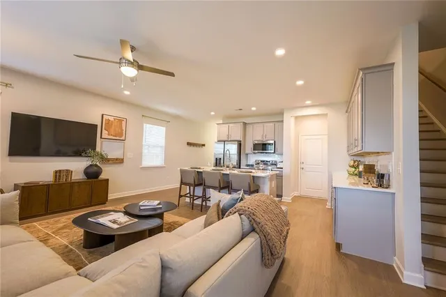 $2,380 | 622 Shallowford Road, Unit ATHENS, Gainesville, GA 30504