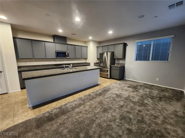 $2,450 | 10384 Bagg Avenue, Las Vegas, NV 89166