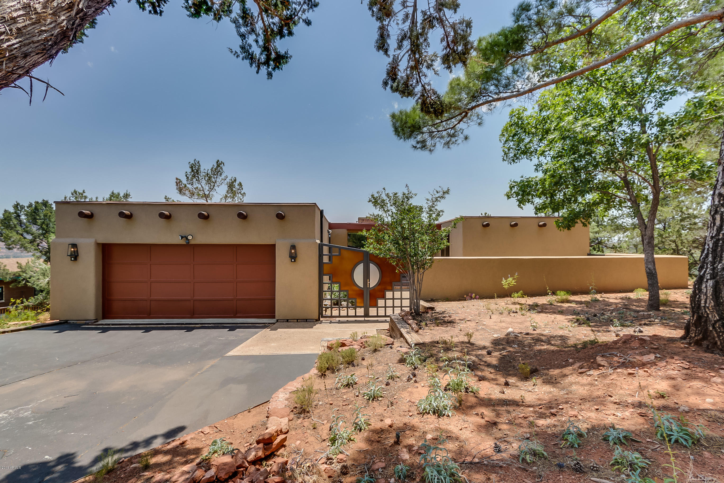 185 Ridge Road Sedona, AZ 86336 - Photo 3 of 30 Ridge-010