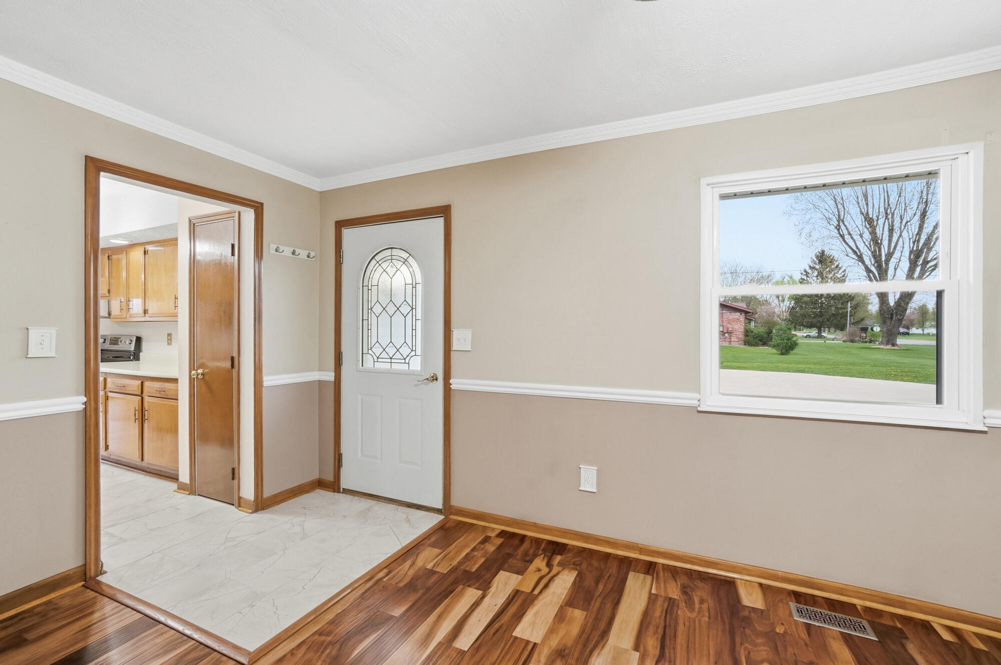 3715 Randee Lane Springfield, OH 45502 - Photo 6 of 46