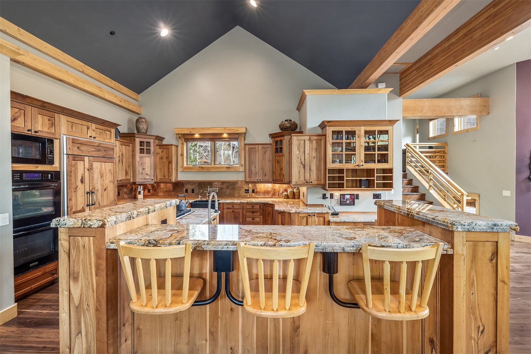 2655 Hunter's Knob Road Silverthorne, CO 80498 - Photo 10 of 50 Gallery Image 10