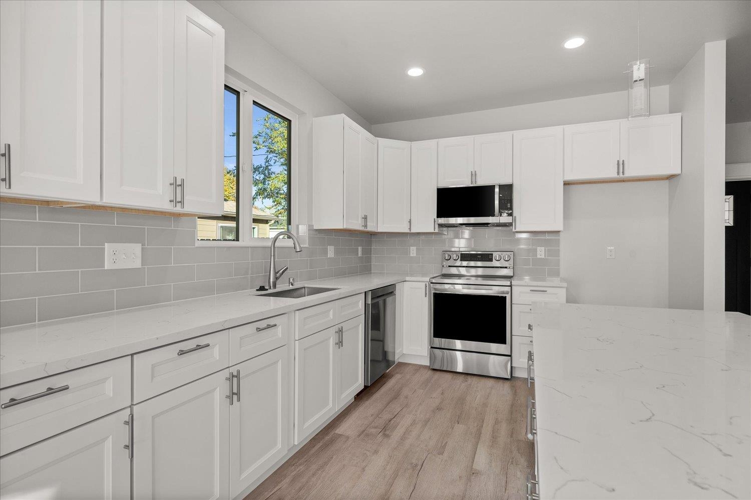 4201 North Silas Road Spokane Valley, WA 99216 - Photo 12 of 31 Gallery Image 12