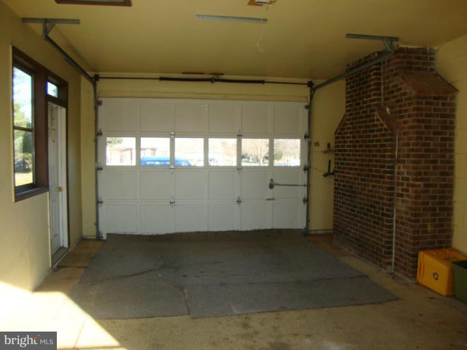 8064 Greenwich Road Catlett, VA 20119 - Photo 2 of 17 Attached Garage