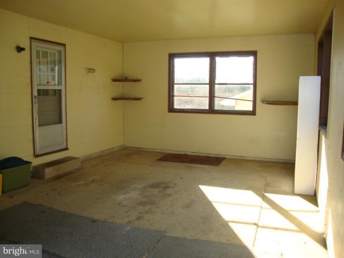 8064 Greenwich Road Catlett, VA 20119 - Photo 15 of 17 Attached Garage