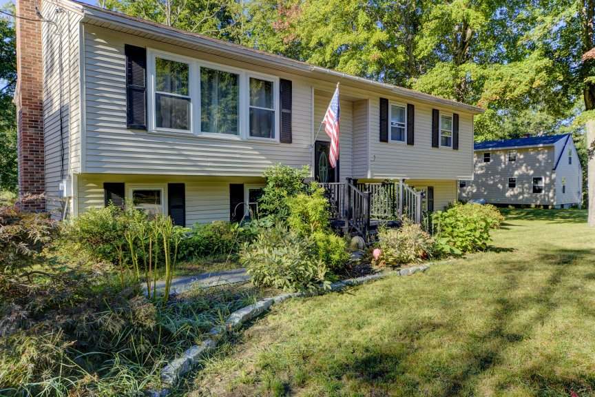 4 Ashwood Drive Rochester, NH 03867 - Photo 4 of 30