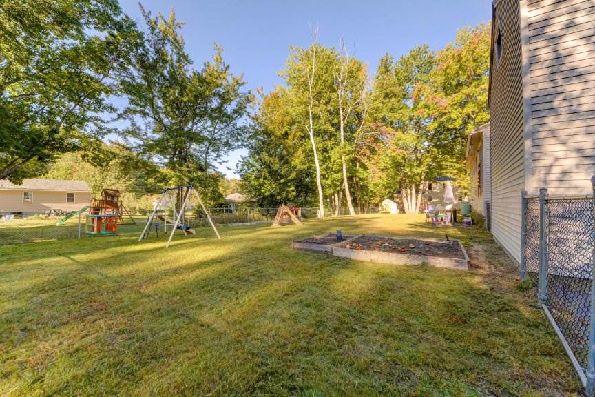 4 Ashwood Drive Rochester, NH 03867 - Photo 6 of 30