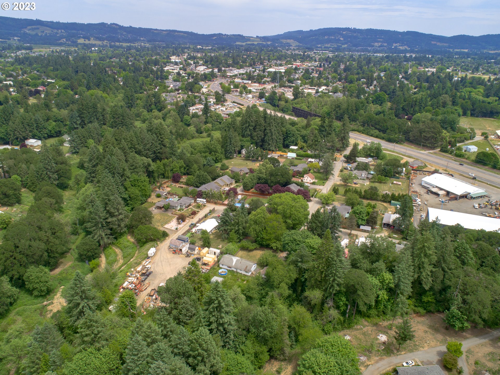 23845 Northeast Home Acres Road Newberg, OR 97132 - Photo 27 of 32 Gallery Image 27