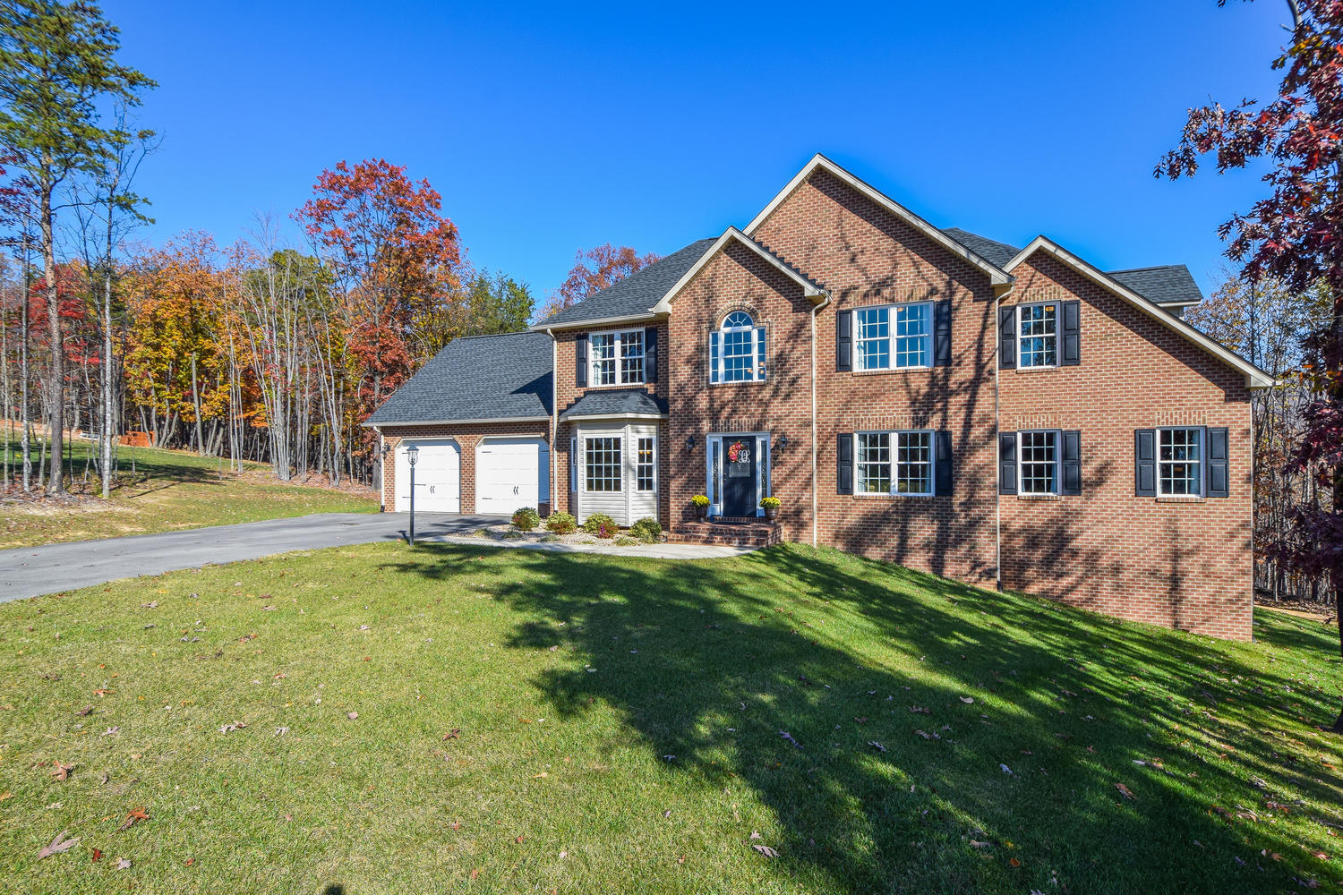 45 Turtle Rock Ridge Blue Ridge, VA 24064 - Photo 44 of 55 a front view of a house with a yard