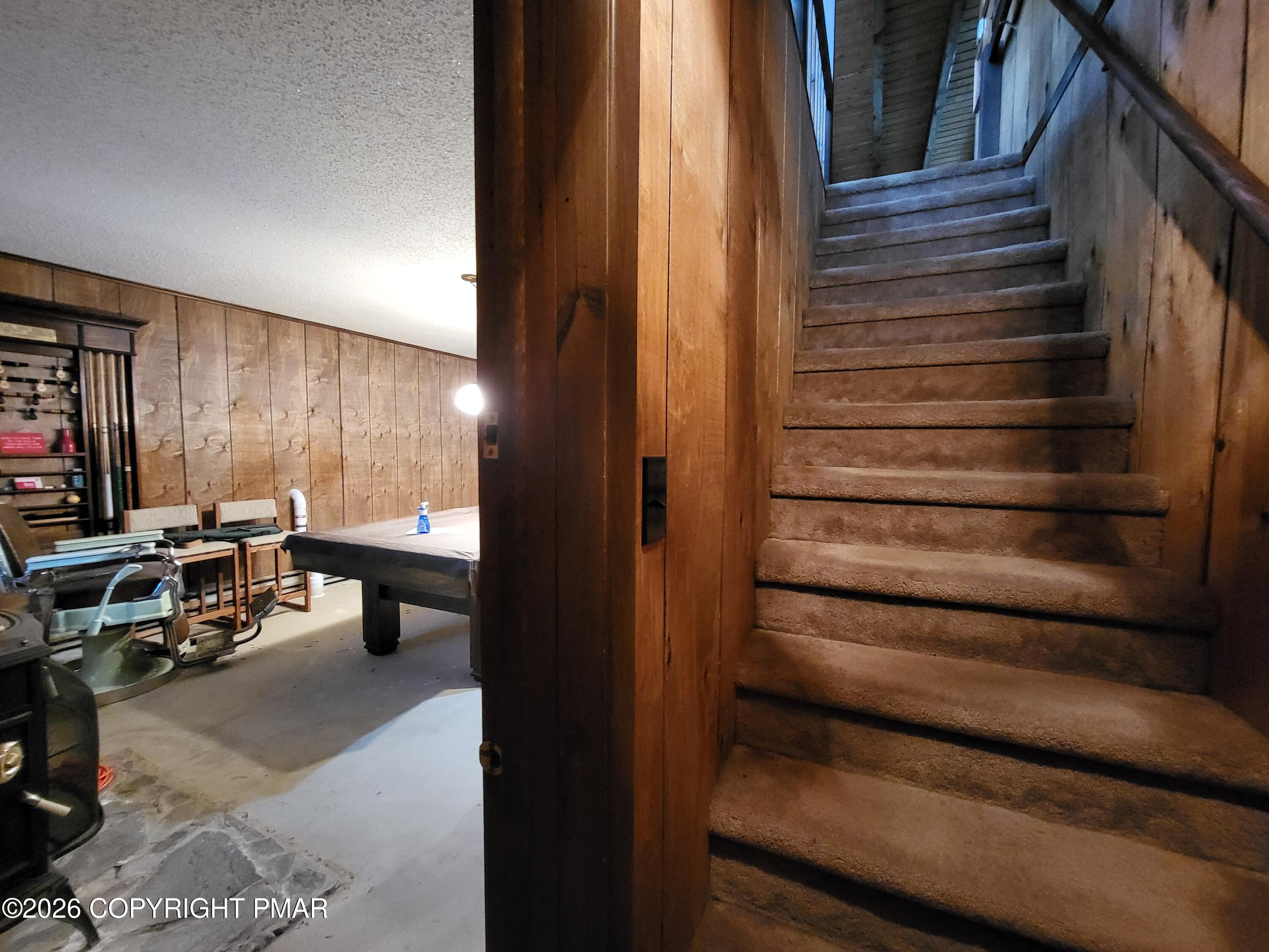 2014 Scarborough Way Bushkill, PA 18324 - Photo 34 of 82 20260330_104333