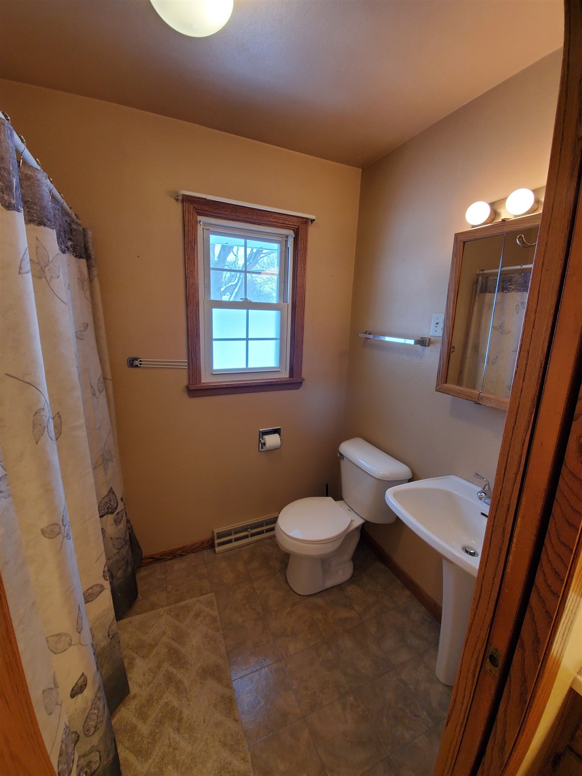 513 Ridgecrest Drive Clinton, IA 52732 - Photo 9 of 14 Gallery Image 9