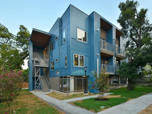 $3,000 | 2822 Rio Grande Street, Unit 203, Austin, TX 78705