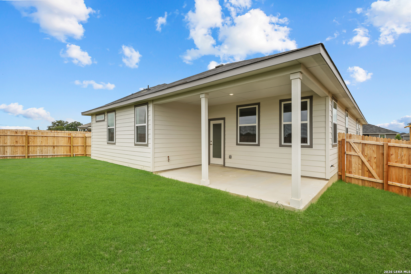 16607 Rosemary Ridge Elmendorf, TX 78112 - Photo 34 of 38