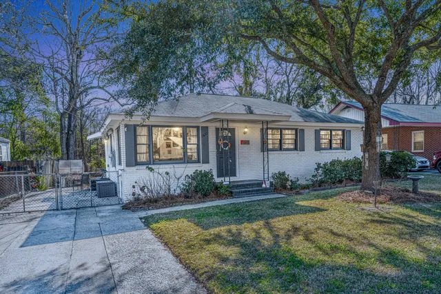 $340,000 | 1601 Greenbay Drive, North Charleston, SC 29406