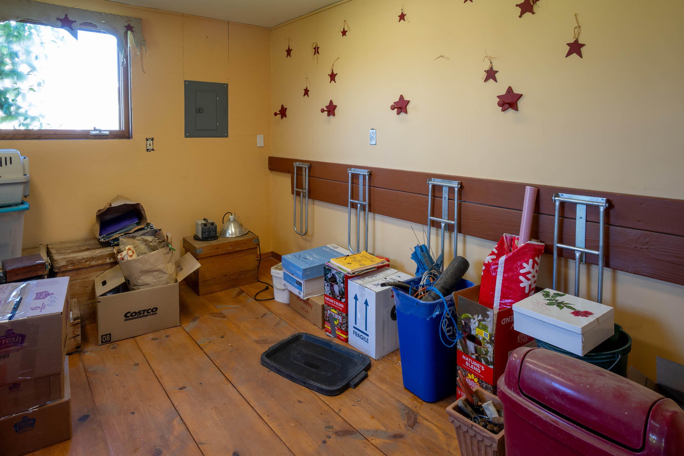 65010 Gerking Market Road Bend, OR 97703 - Photo 10 of 39 Tack room
