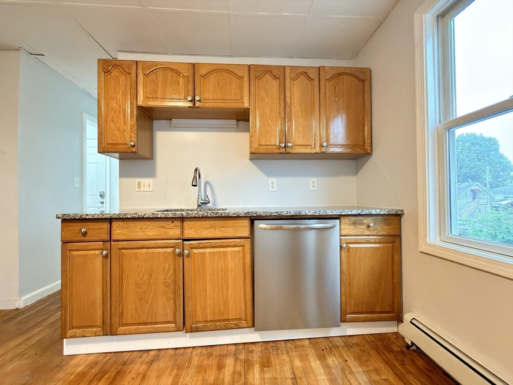 3 Allen Street, Unit 6 Worcester, MA 01610 - Photo 19 of 28