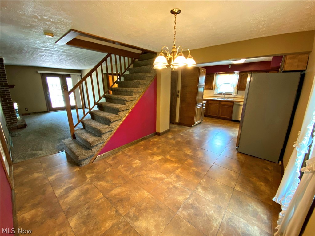 1767 East County Line Road Mineral Ridge, OH 44440 - Photo 12 of 33