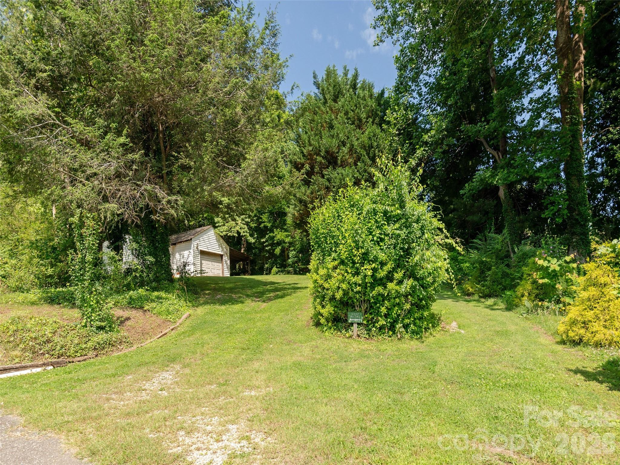 34 Lockhart Road Tryon, NC 28782 - Photo 33 of 48