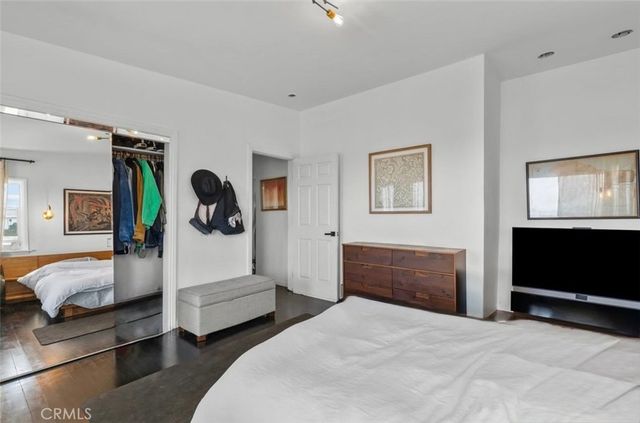 $1,050,000 | 2067 Mayview Drive, Los Angeles, CA 90027