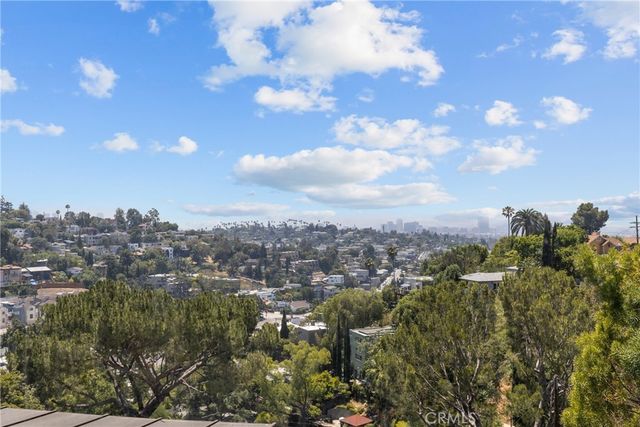 $1,050,000 | 2067 Mayview Drive, Los Angeles, CA 90027