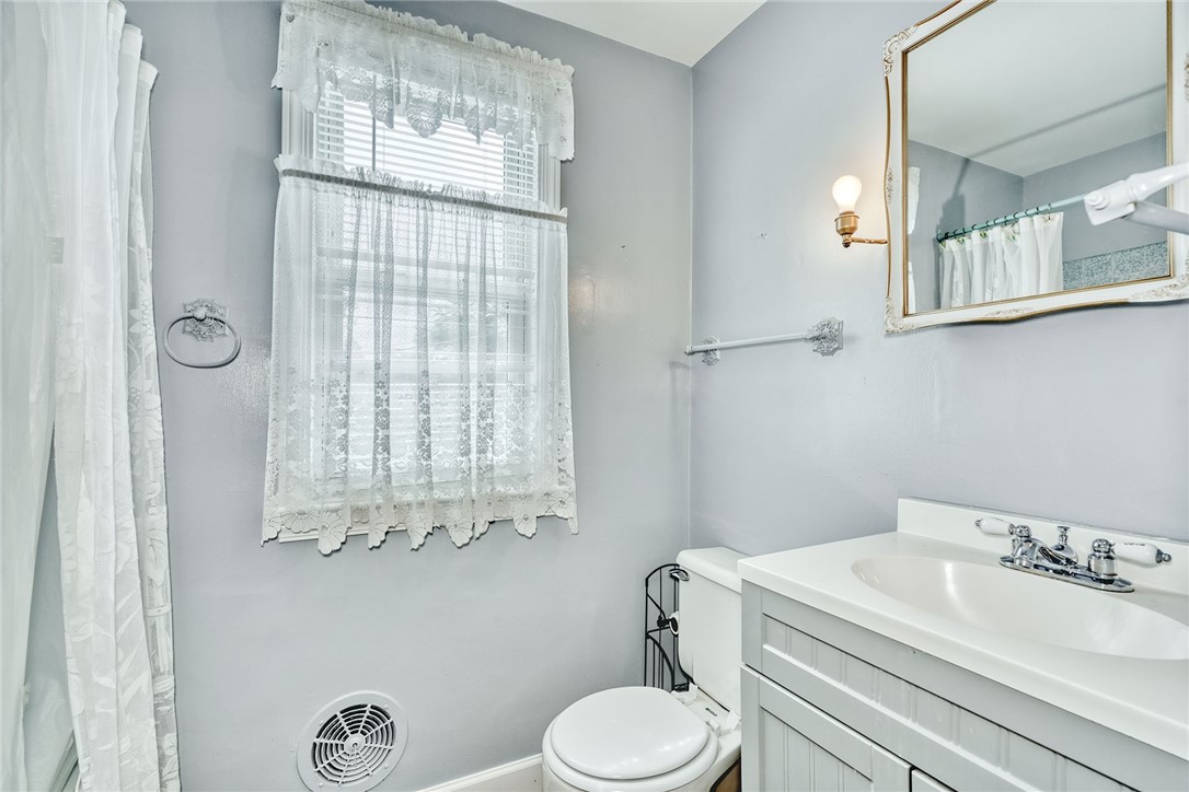 239 Fielding Road Greece, NY 14626 - Photo 17 of 36 Gallery Image 17