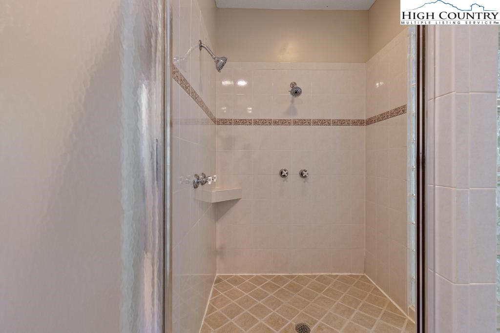 302 North Pinnacle Ridge Road Beech Mountain, NC 28604 - Photo 23 of 44 Gallery Image 23