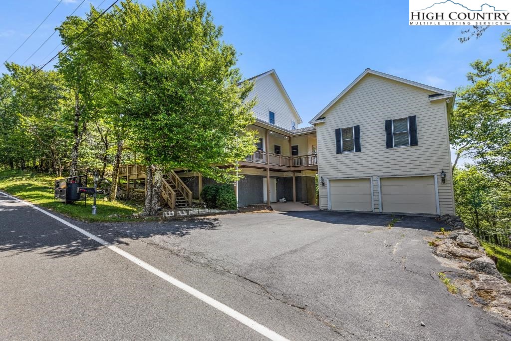 302 North Pinnacle Ridge Road Beech Mountain, NC 28604 - Photo 38 of 44 Gallery Image 38