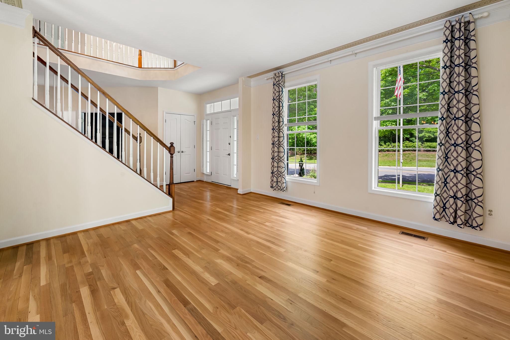 5329 Woodlot Road Columbia, MD 21044 - Photo 6 of 37 Gallery Image 6