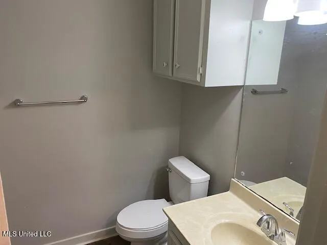 $125,000 | 2437 River Oaks Boulevard, Unit B, Jackson, MS 39211