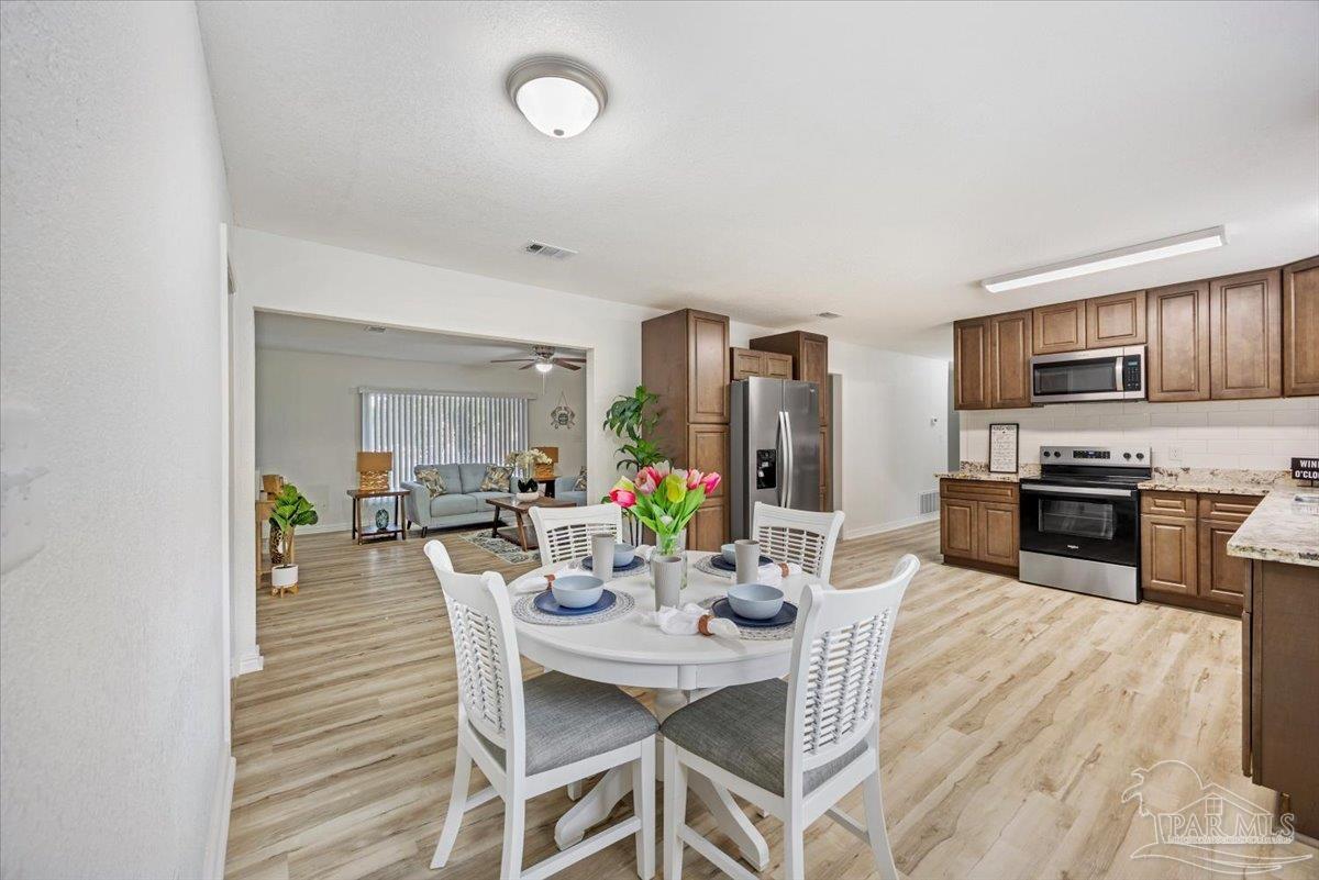 4840 West Spencer Field Road Pace, FL 32571 - Photo 10 of 34
