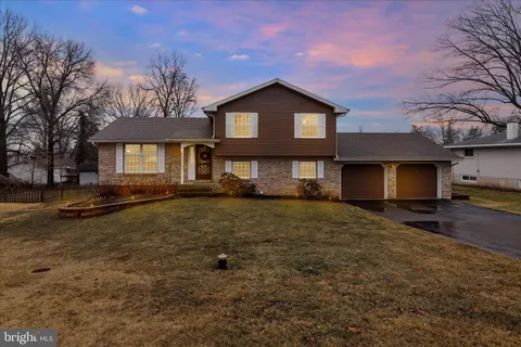 $389,000 | 2476 Wilson Street, Reading, PA 19605