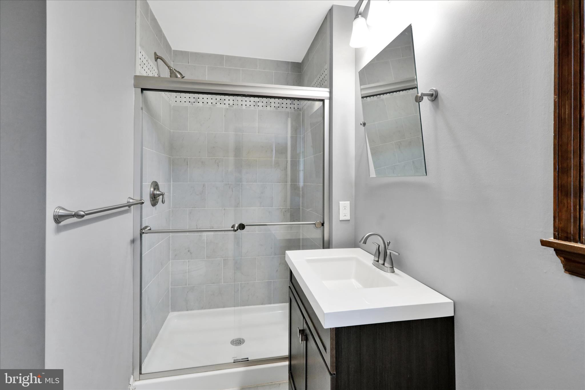 2476 Wilson Street Reading, PA 19605 - Photo 10 of 38 Primary Bath