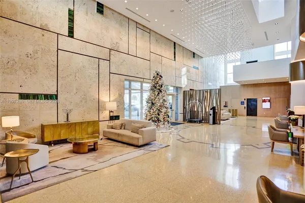 $4,500 | 6801 Collins Avenue, Unit 711 710, Miami Beach, FL 33141