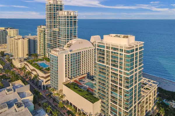 $4,500 | 6801 Collins Avenue, Unit 711 710, Miami Beach, FL 33141