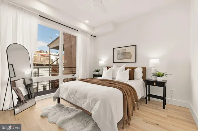 $1,229,000 | 1729 T Street Northwest, Unit 4, Washington, DC 20009