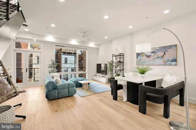 $1,229,000 | 1729 T Street Northwest, Unit 4, Washington, DC 20009